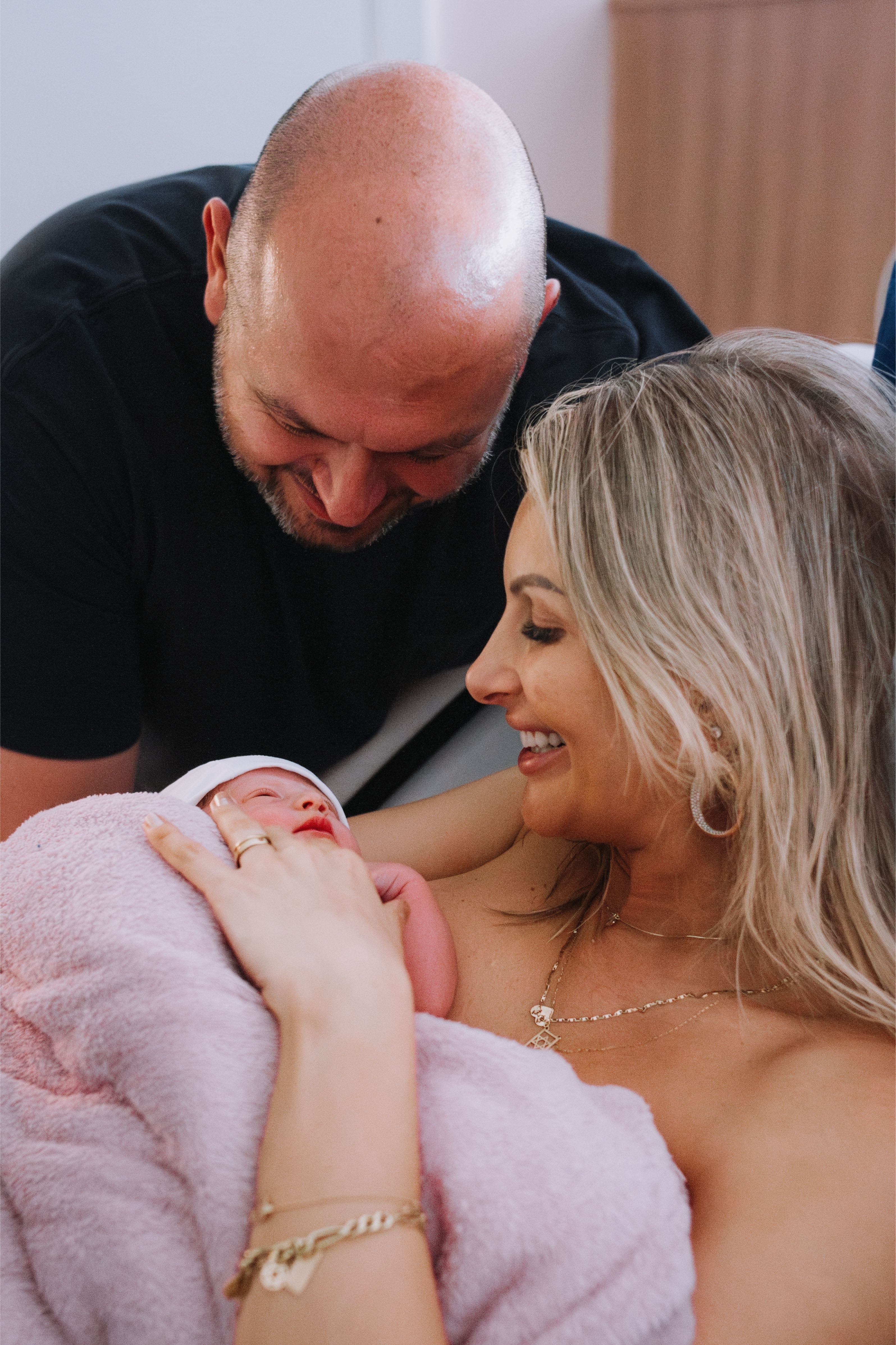 Imagem de capa do post Fotografia de Parto em Santa Maria, RS – Registre o Nascimento com Amor e Respeito